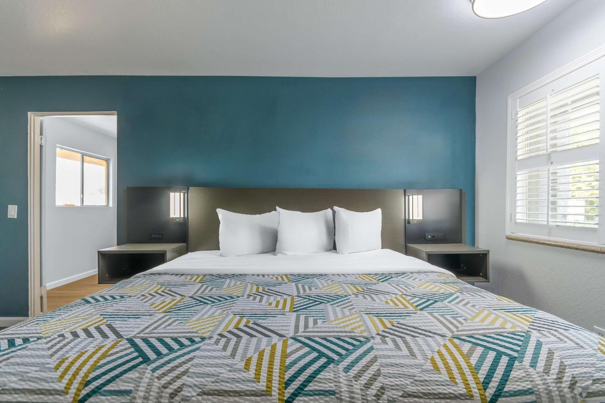 Studio 6 Suites Madera, Ca Yosemite المظهر الخارجي الصورة
